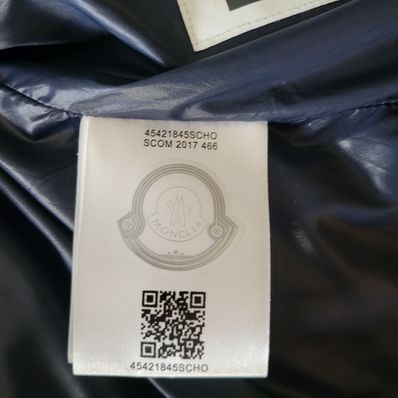 Womens MONCLER Down Coat Size 4 - Picture 7 of 12